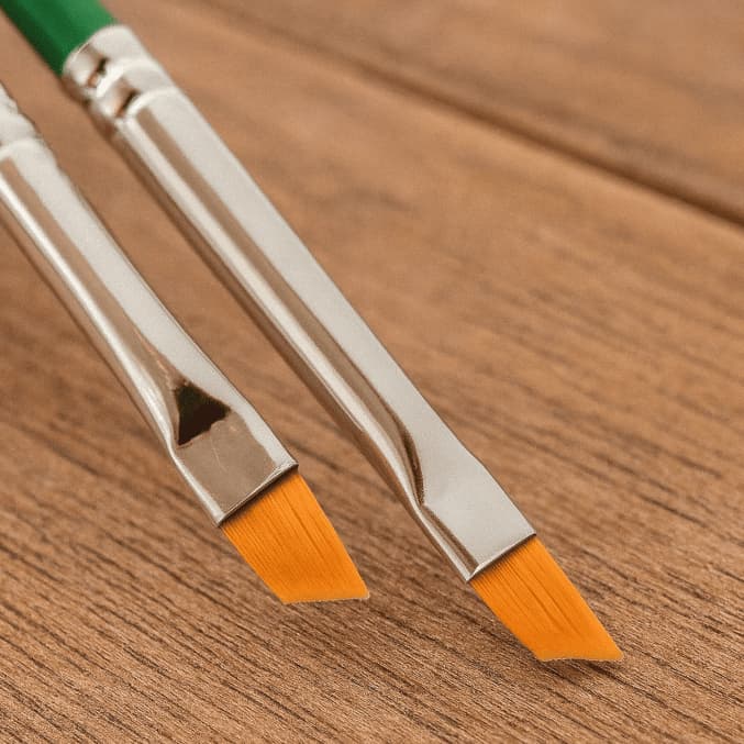 Pincel Chanfrado Keramik Para Aplicação de Henna - Série 331 Nº6