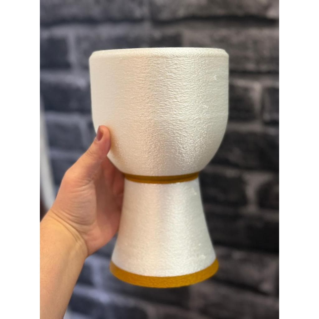 Mini Djembe 3D Elegante Branco e Dourado | Design Moderno & Artesanal | 245g PLA