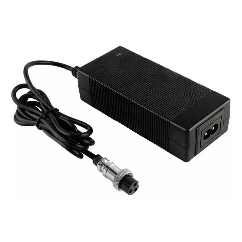 CARREGADOR DE BATERIA 72V 2.5AH ( PLUG TRIFOT / BIKE ELÉTRICA )