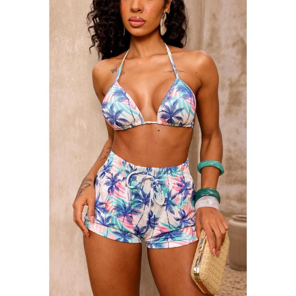 Conjunto Biquíni Cortininha + Shortinho | Look Feminino Praia Verão Colorido Coqueiro Mar Azul