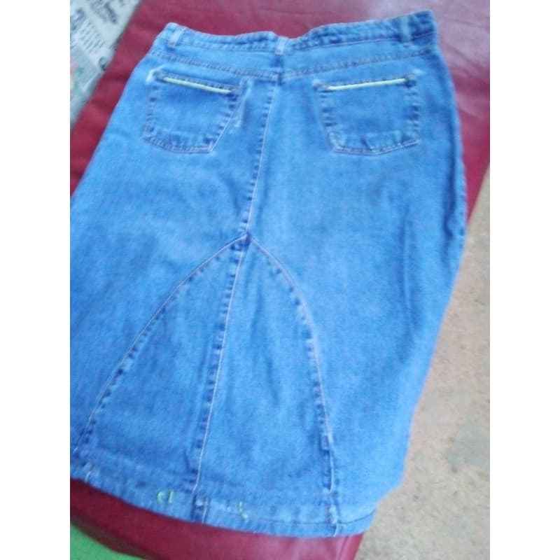Saia jeans tam.42/44 , oportunidade !!!