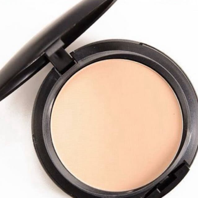 Studio Fix Powder Plus Foundation NW22