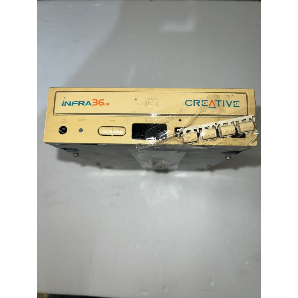 Carcaça CD Creative Infra36