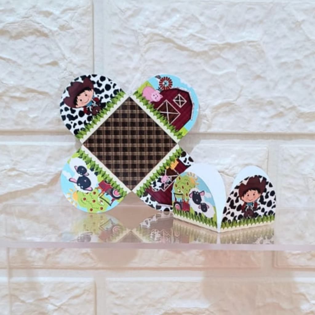 kit Forminhas Personalizadas para Brigadeiro e Docinhos 4 Pétalas Festa, Aniversário FAZENDINHA