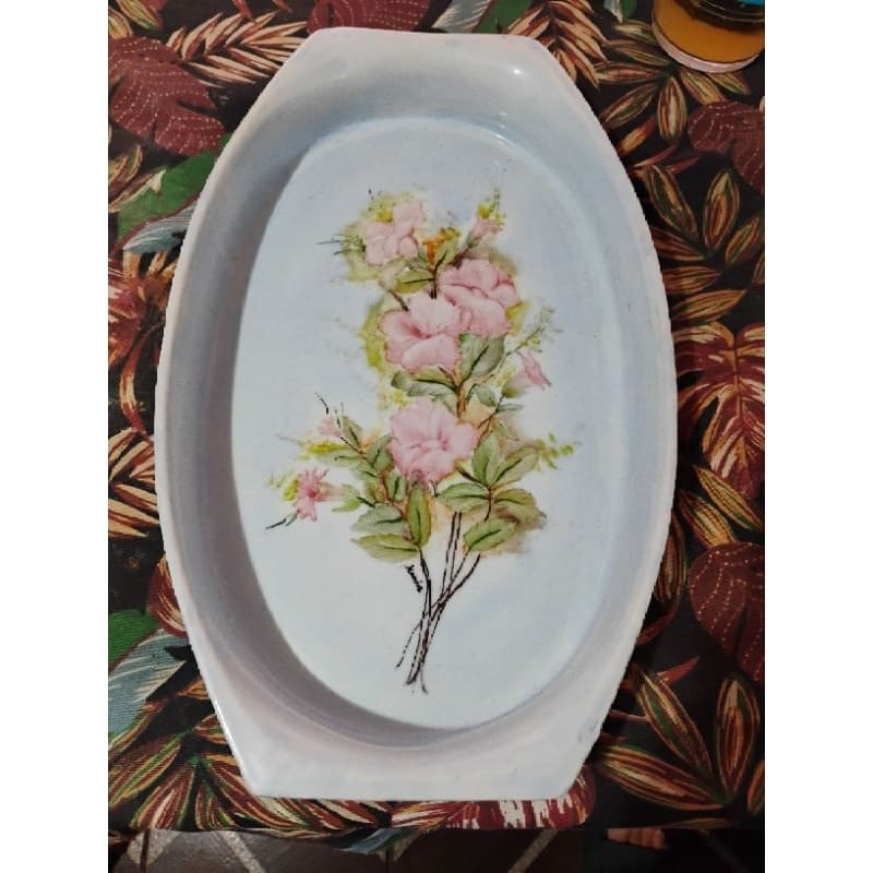 Travessa de pura porcelana portuguesa , deslumbrante !!!