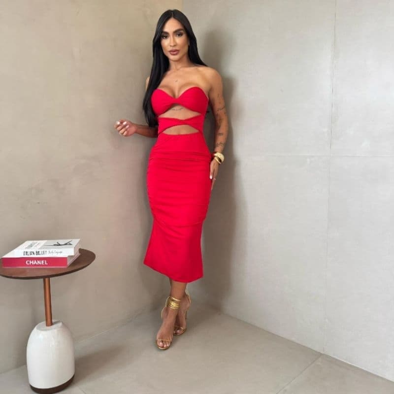 Vestido Midi com Bojo Tomara que caia Drapeado com recorte na frente Suplex Moda Gringa Festa Praia