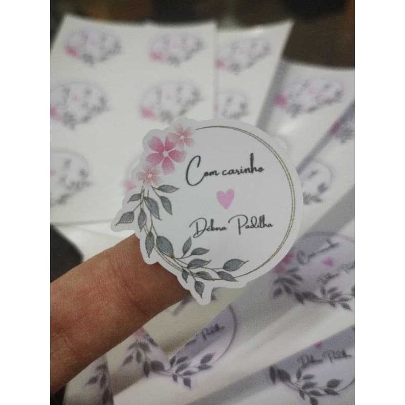 Adesivo Personalizado 4x4cm • À Prova d’Água • Vinil de Alta Qualidade
