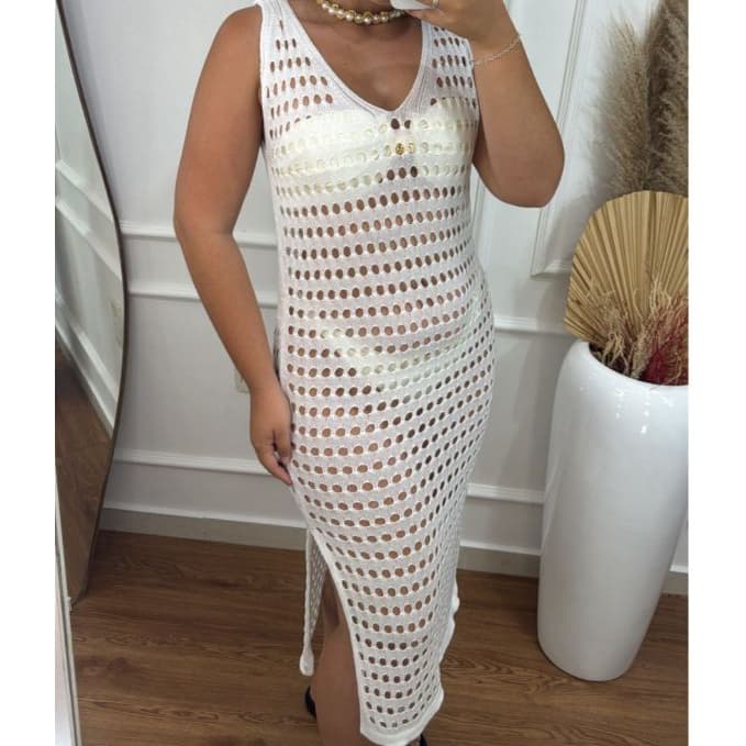 Vestido Saída De Praia Clara feminino Longo Fenda Nas Duas Laterais Decote V Regata Verão Malha Furadinha