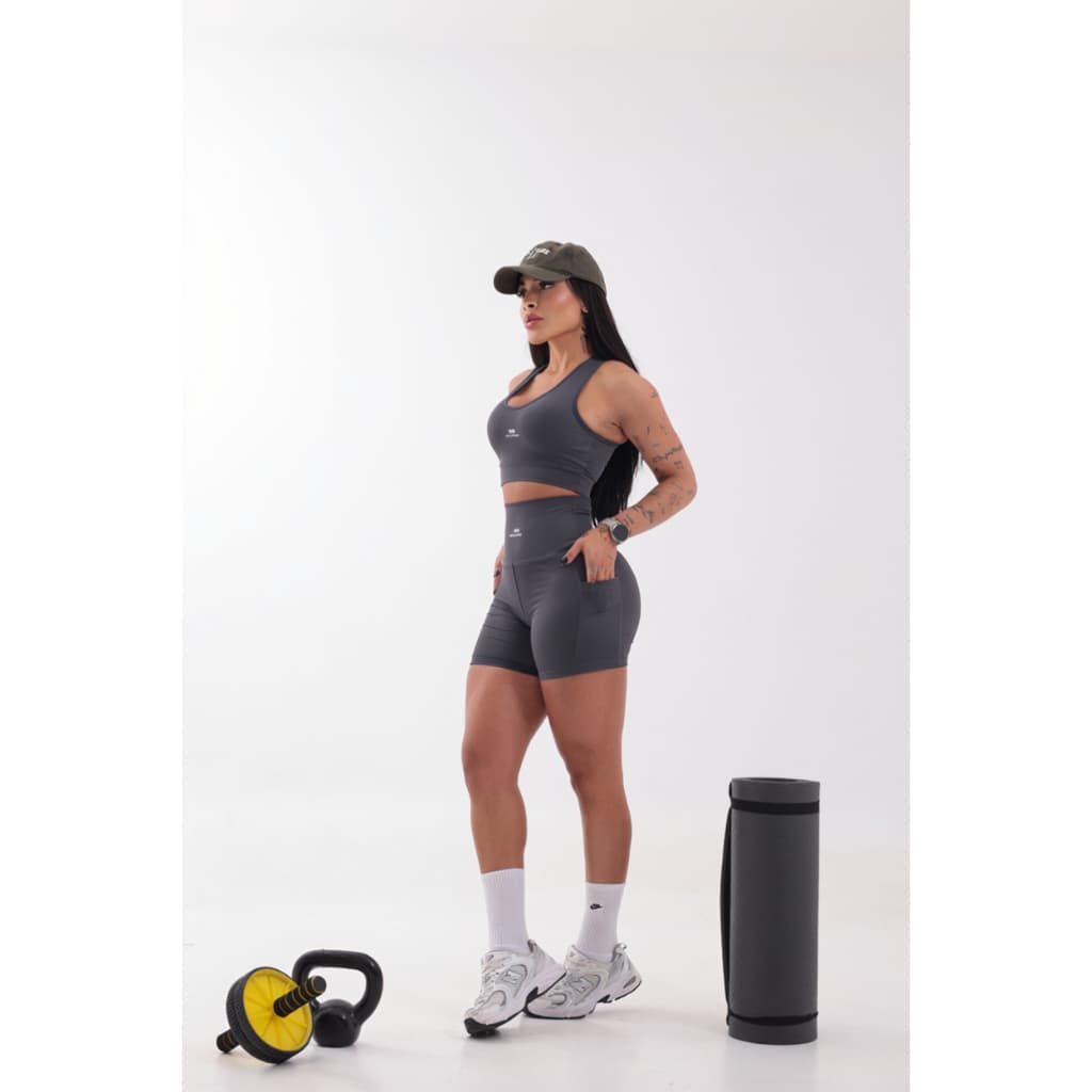 Conjunto Cinza Academia Com Top Sem Bojo Suplex Premium Ajuste Perfeito Shortes Comprensaao