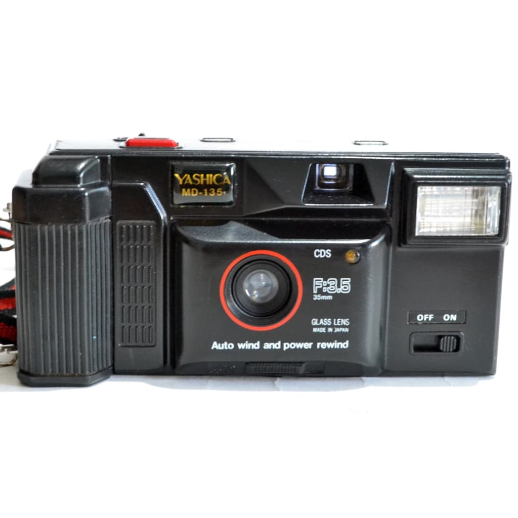 Câmera Fotográfica Analógica Yashica MD-135 Retrô Vintage Raridade