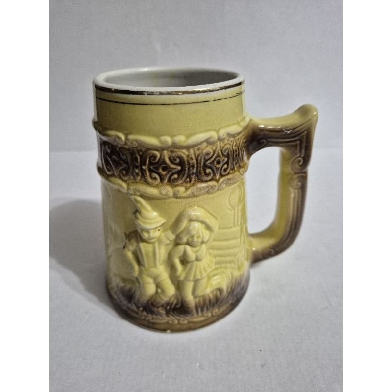 caneca de chopp porcelana antiga C3566