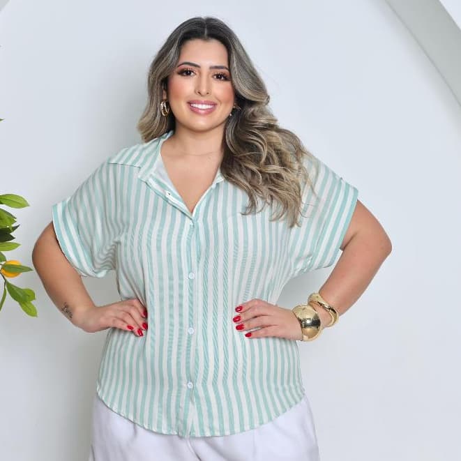 Camisa Plus Size Listrada Feminina com Botões G1 G2 G3 Moda Evangélica Camisa Praia Elegante