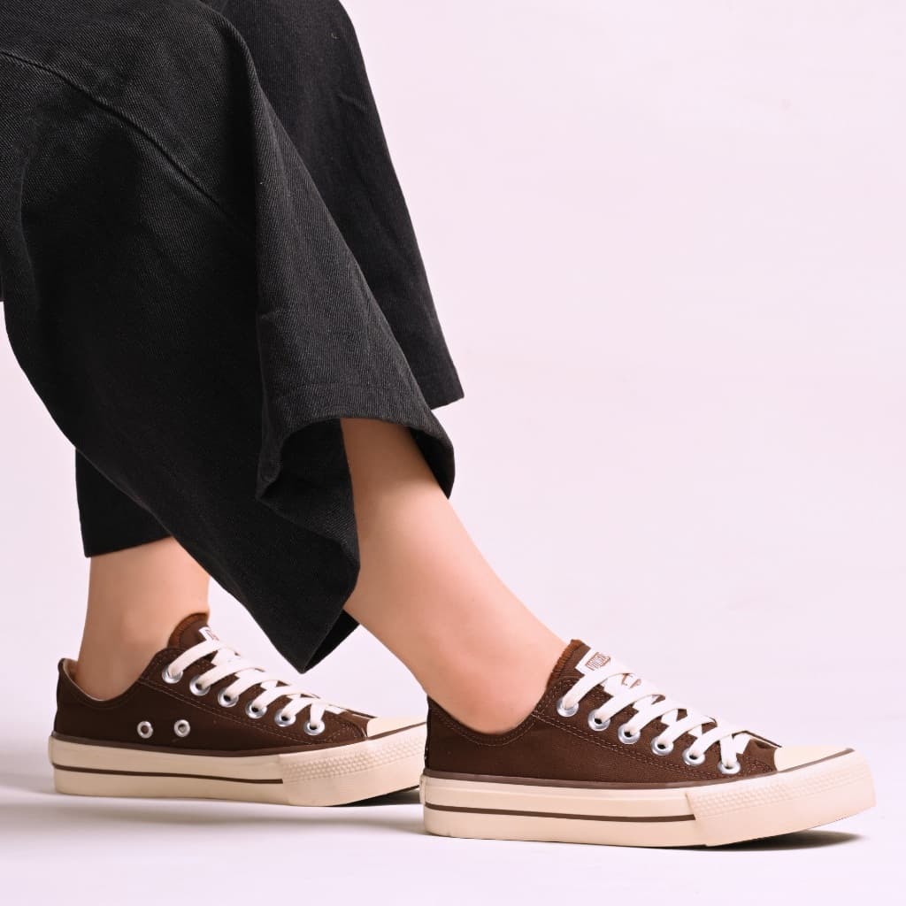 Tênis All Casual Feminino Vowels Star Cano Baixo Básico Dia a Dia Retrô Vintage Old Money