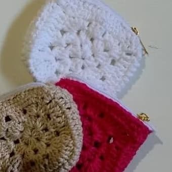 Porta Moedas de Crochê com Zíper Porta Níquel Pequeno Artesanal Presente Feminino
