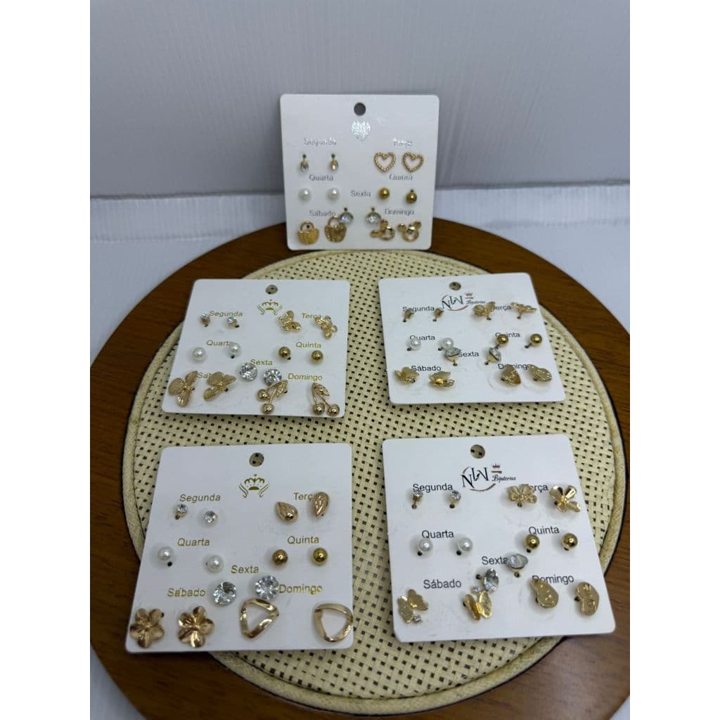 KIT 7 BRINCOS SEMANINHA LOOK COMPLETO