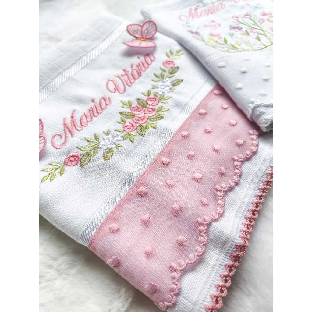 Fralda de Ombro Luxo Voil Mabber personalizada com o tema desejado e  nome do bebê