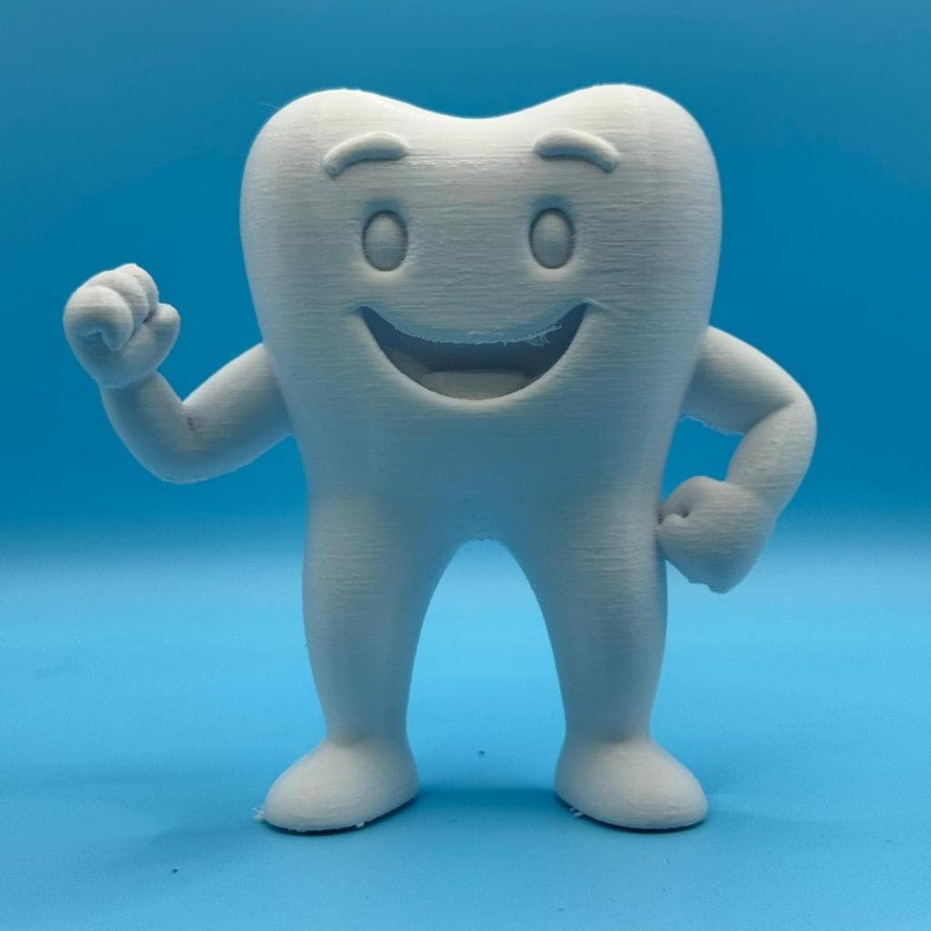 Mascote Toothy Dente Herói | Estatueta Decoração Odontologia Clínica Infantil Impressão 3D PLA