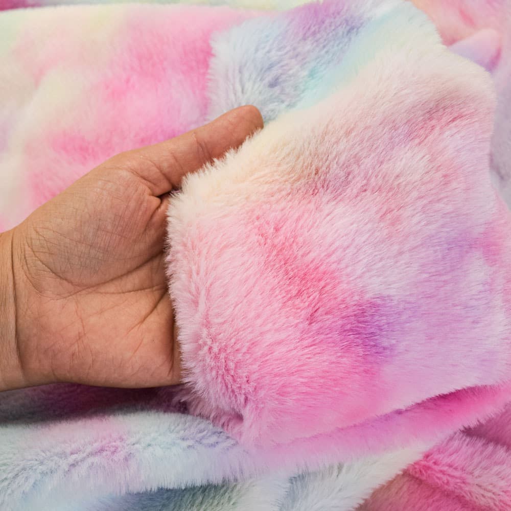 Tecido Pelúcia Pelo Médio Jazz Macio Maleável 1,50m de Largura para Artesanato Vestuário Decoração