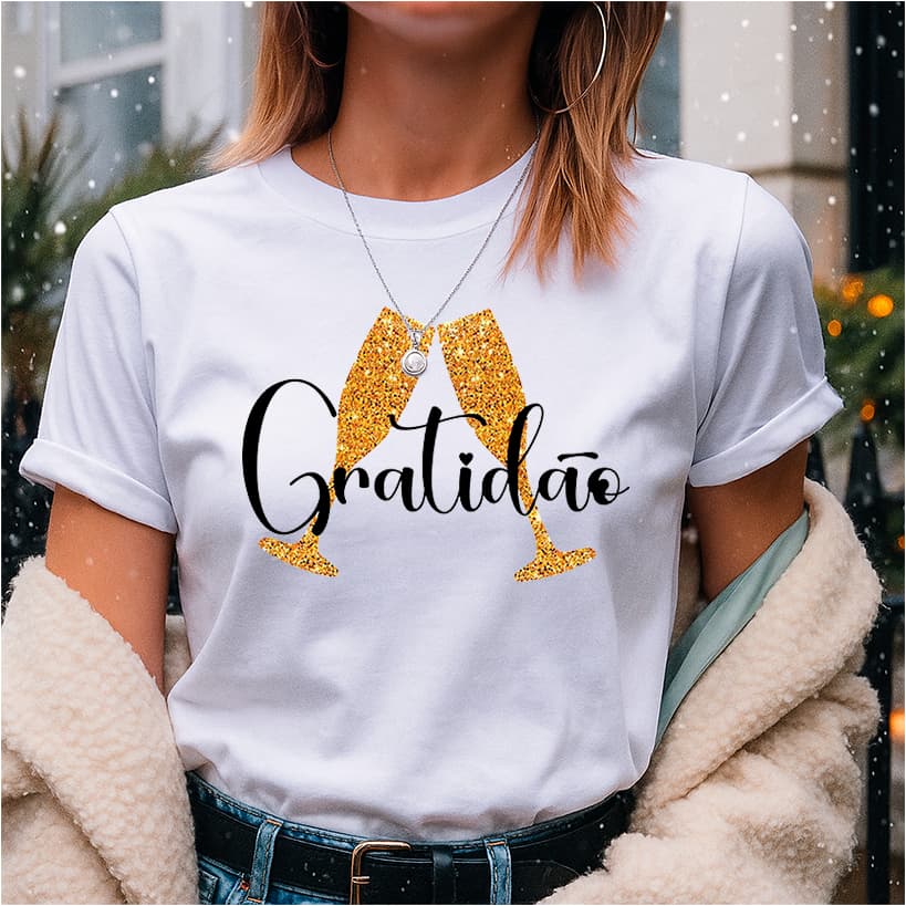 Camiseta para o Réveillon de Estampa Gratidão Ano Novo V6 Para Comemoração da Virada do Ano