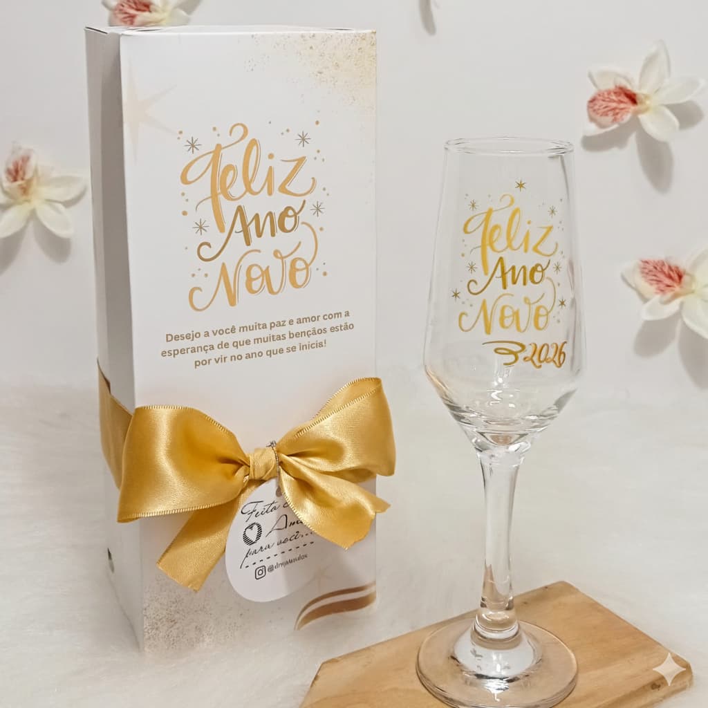 Kit presente 2026 - Caixa + Taça de Champanhe Ano Novo / presente natal / corporativo