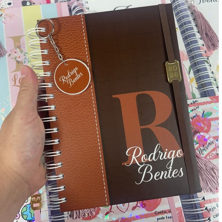 Agenda 2027 Masculino Personalizada com NOME diversas capas com laminação COMUM
