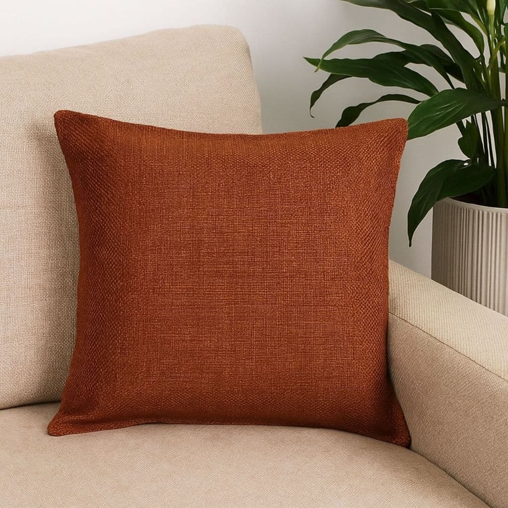 CAPA DE ALMOFADA QUADRADA TECIDO LINHAO COR TERRACOTA 45X45 CM