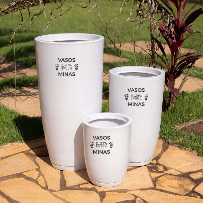Kit de vasos para decoração de polietileno, modelo cone bojo liso para jardim área interna e externa