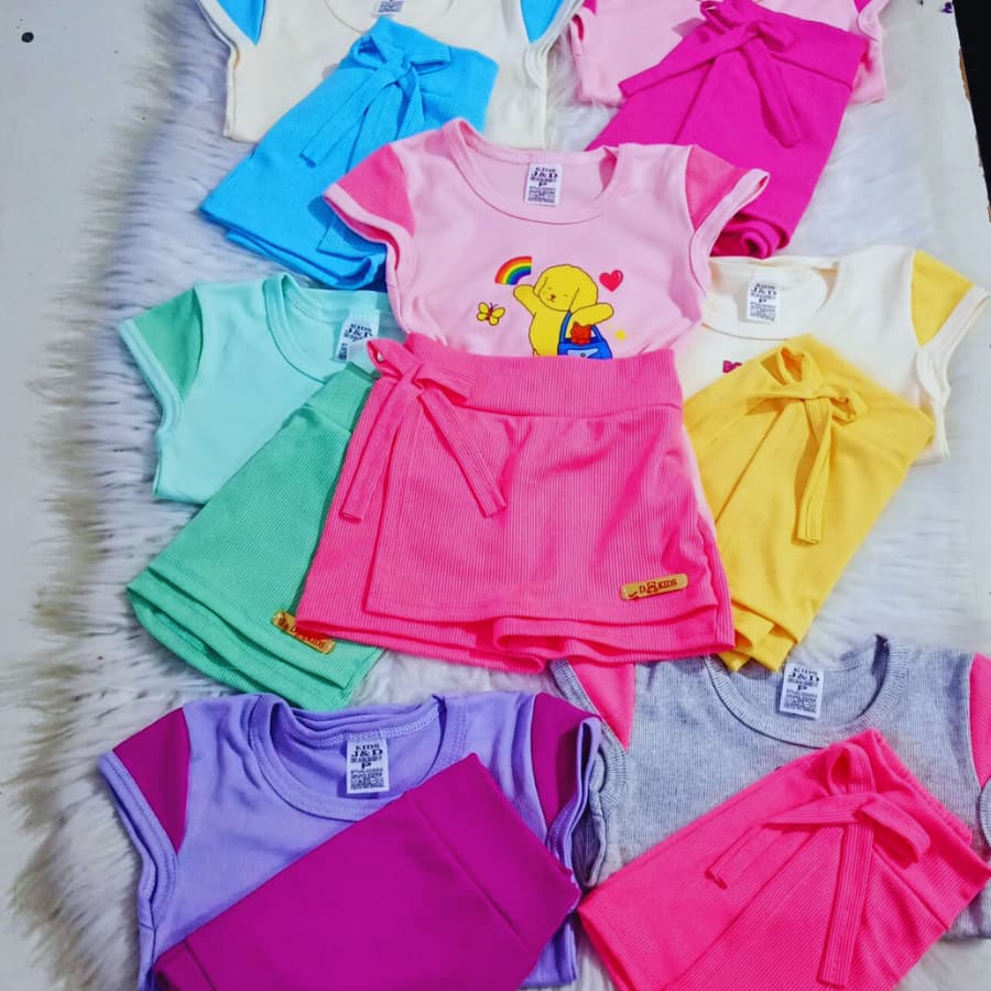 Conjuntinho ANA RUGA Menina Infantil  Blusa  Ribaninha+ Short  Para Criança de 2 a 6 Anos Cores Sortidas