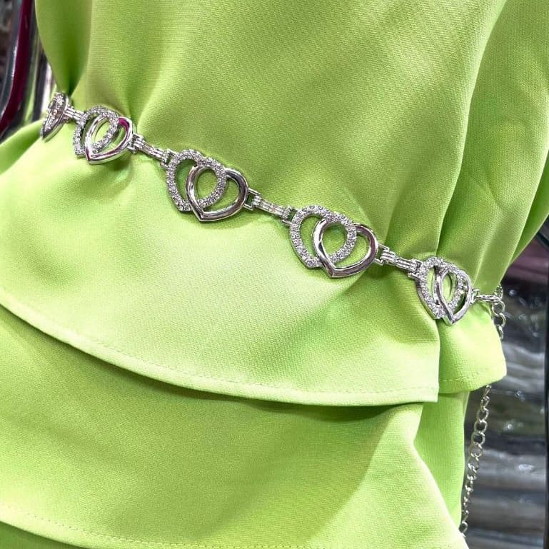 Cinto Feminino Corrente De Strass De Coração  Fofo Delicado Bem Feito Casual Acessório Feminino
