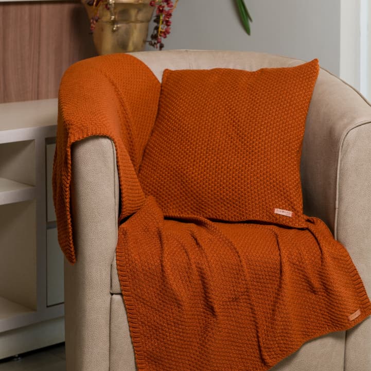 Manta Peseira Decoração Casa Sofá Poltrona Cama Solteiro + 1 Almofada Tricot Premium