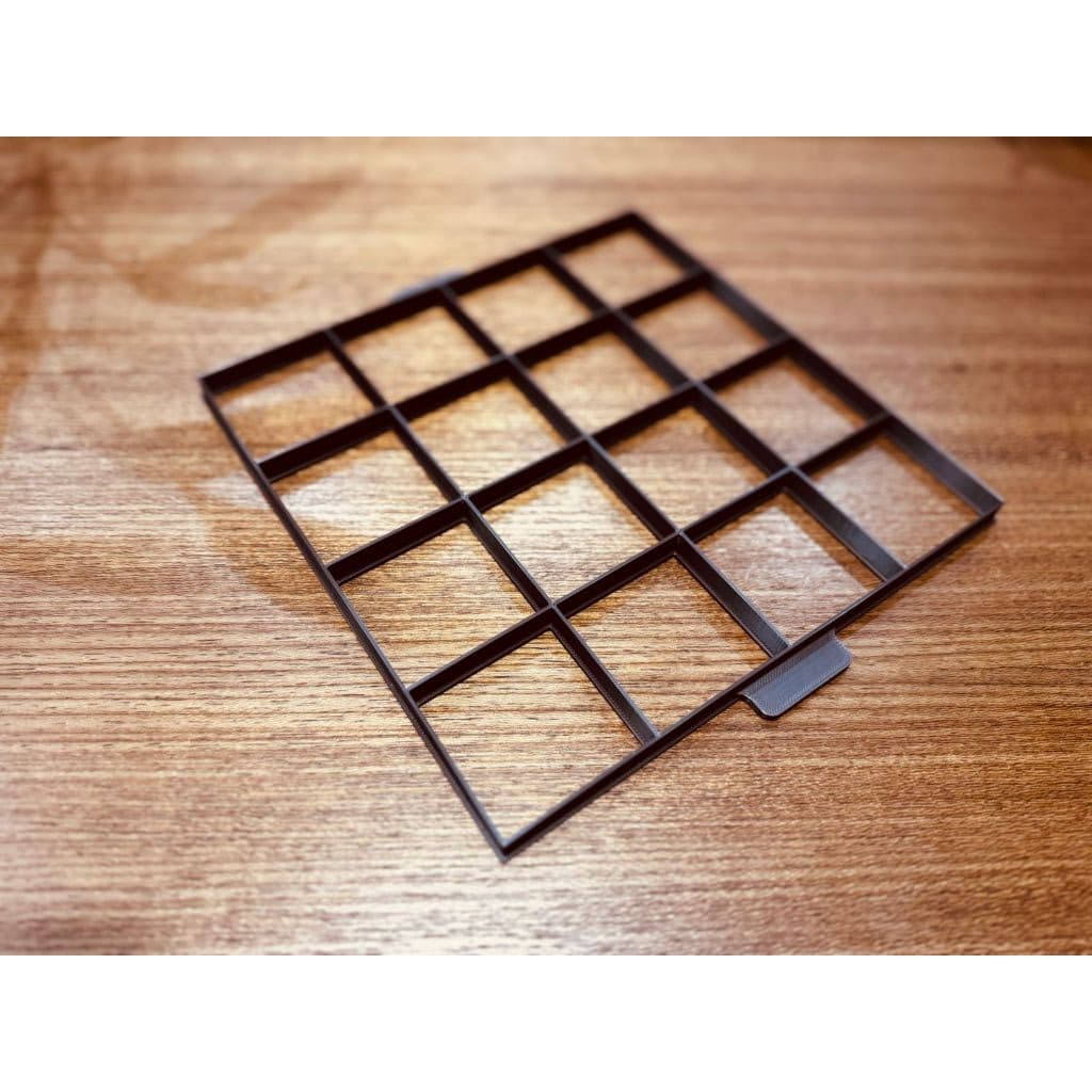 Marcador de Fatia para Bolo 5,0 x 5,0 cm | Forma 20,0 x 20,0 cm | 16 cavidades