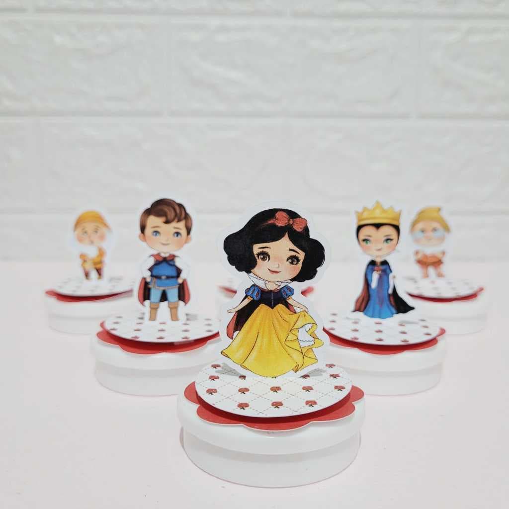 Apliques Latinha ou Caixa acrílica Branca de Neve Cute Festa Infantil Lembrancinhas Personalizadas.