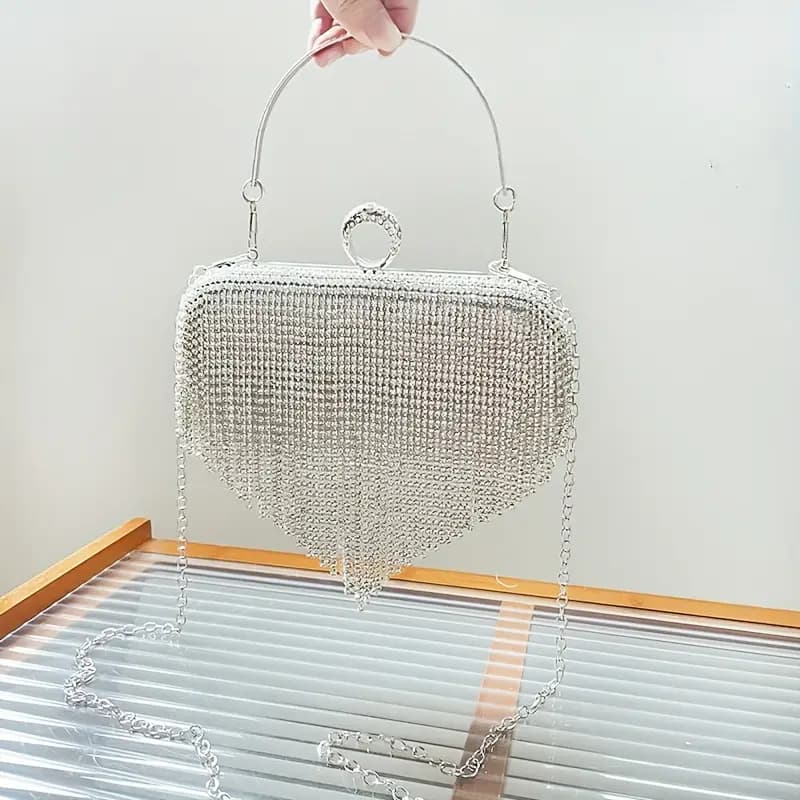 Bolsa PRATA com Franjas Prata e Detalhes de Strass - Alça Removível Para Festas, Bailes de Formaturas e Casamentos
