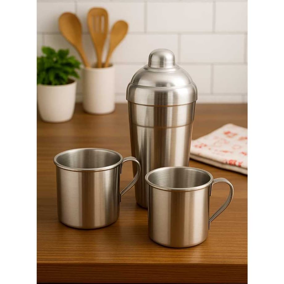 Kit Coqueteleira de 550 ml+ 2 Canecas 250 ml Alumínio Polido