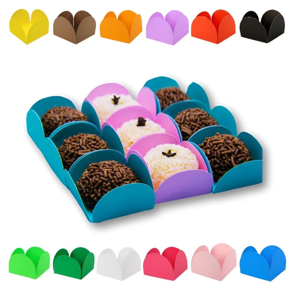 Kit 50 Forminhas Doces Porta Forminha 4 Pétalas Brigadeiro Cores Sortidas Premium