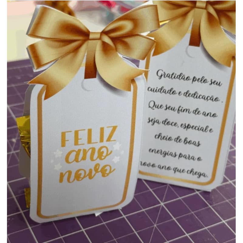 10 Caixinhas porta bombom - Feliz Ano Novo - Lembrancinha de Ano Novo - Chocolate - Sonho de Valsa - Ouro Branco - Trufa