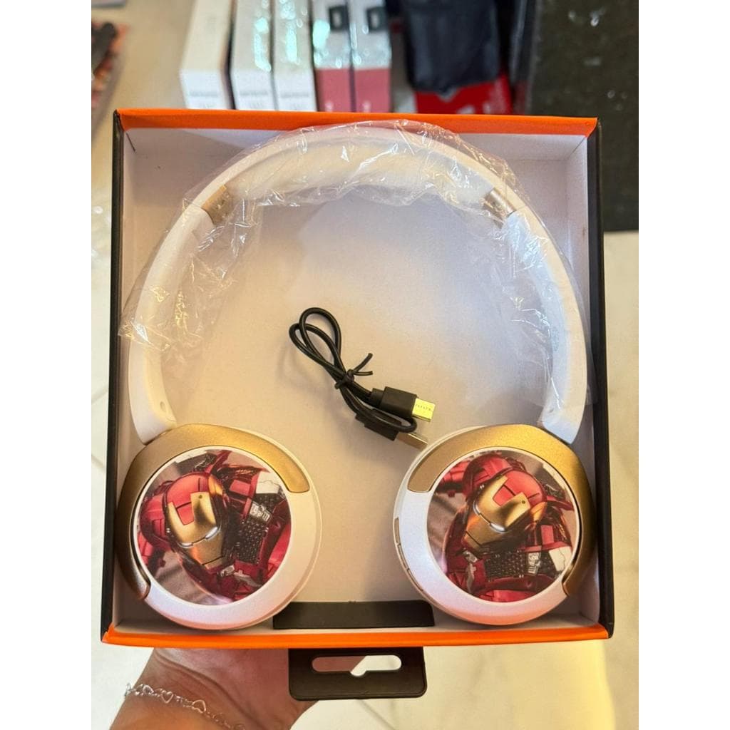 Headphones Avengers mais músicas menos barulho