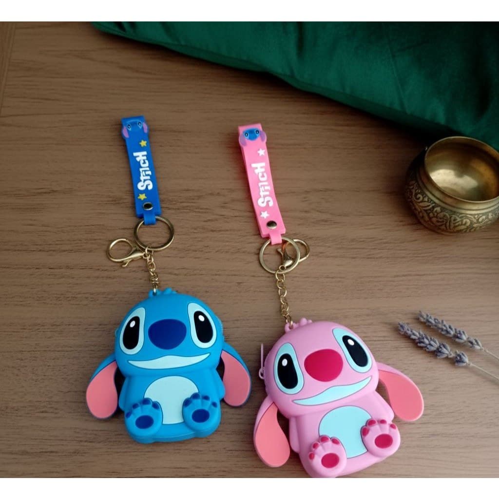 CHAVEIRO PORTA MOEDAS EMBORRACHADO LILO STITCH  UM MIMO PARA GUARDAR O SEU DIMDIM