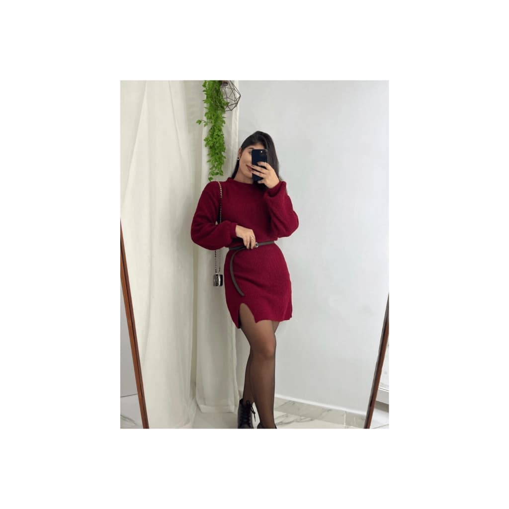 Vestido Feminino de Mousse, Tricot, Fendas Laterais, Elegante e Tendência.