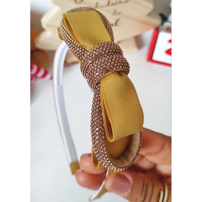 tiara com strass , laço para menina na cor vermelha, rosa e dourada