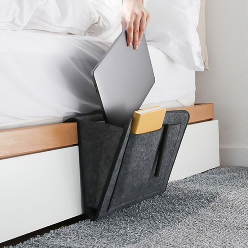 Organizador de Cama ou Sofá com Bolsos – Porta Controles, Celular e Livros em Feltro