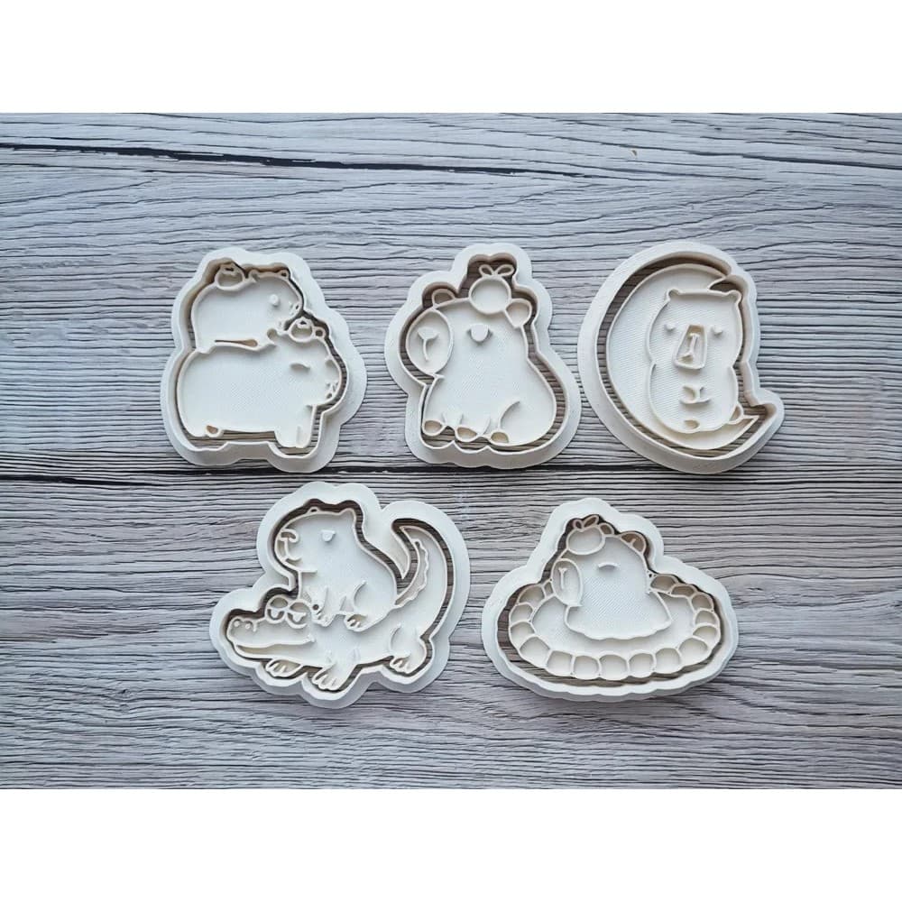 Cortadores de Biscoito Capivara Fofa – Kit com 5 Peças | Moldes 3D para Biscoitos, Fondant e Artesanato