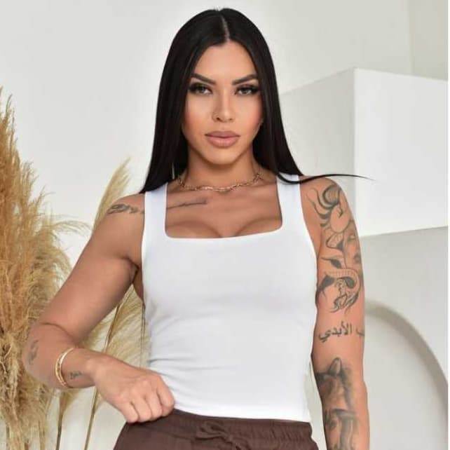 Cropped Feminino Básica Body Decote Quadrado Suplex Moda Blusinha Verão Liso Tendência Alça Larga Tecido Premium