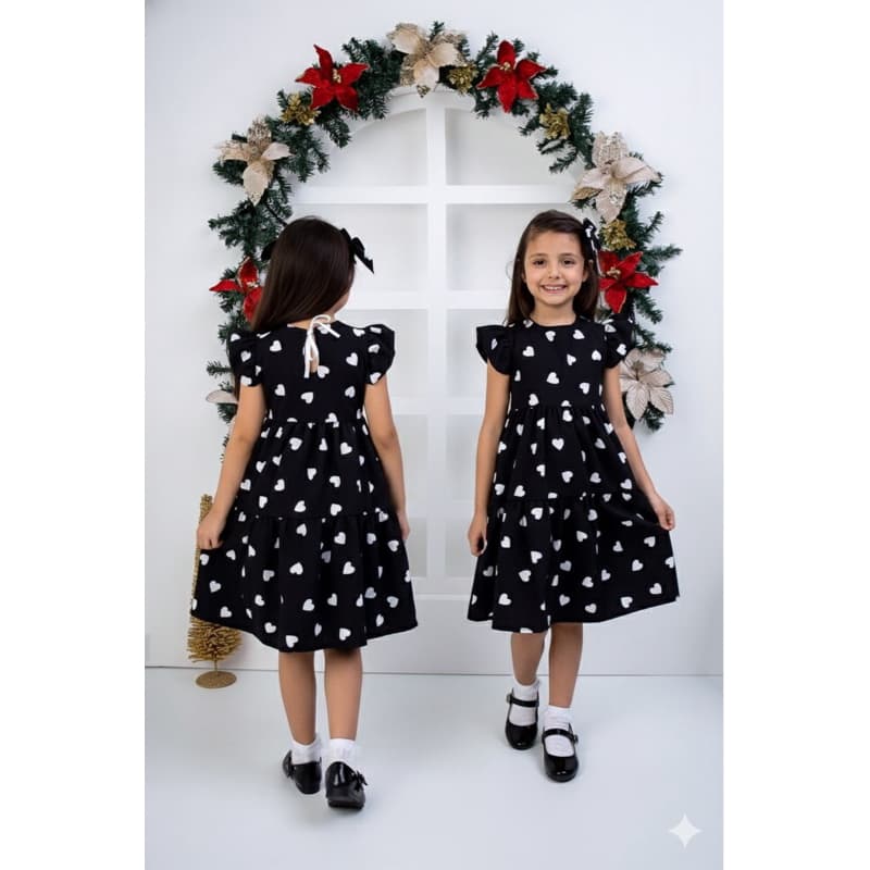 Vestido Menina Infantil Coração luxo Lançamento