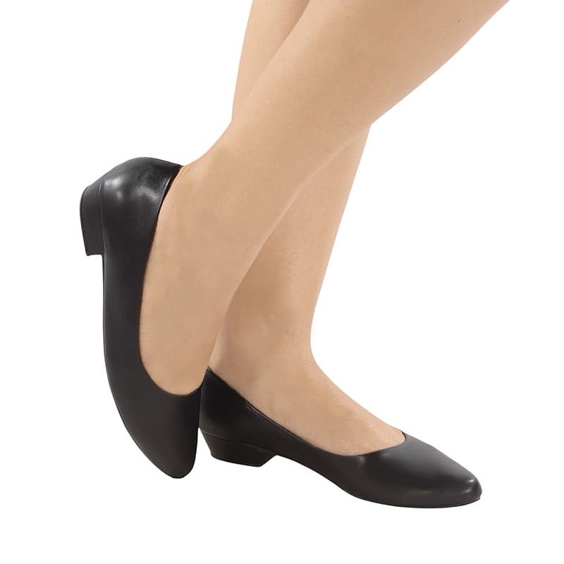 Sapatilha preta fosca bico fino com salto baixo ideal para uniforme militar confort original