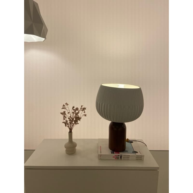 Luminária de mesa design industrial em porcelana