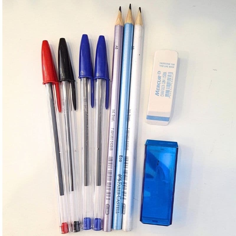 Kit Escolar com Canetas Esferograficas, Lápis, Borracha e Apontador