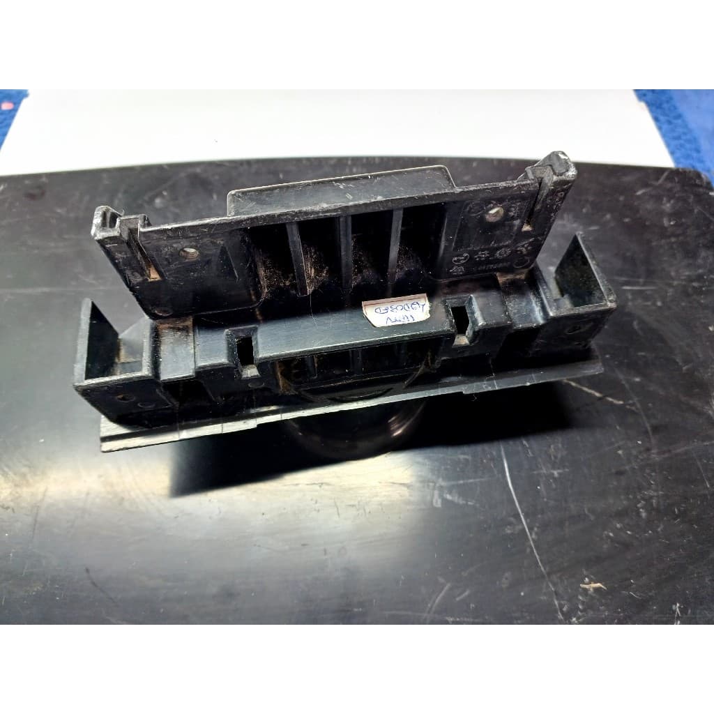 Base pedestal tv HBuster hbtv-42d04f