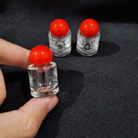 10/30 Mini Frasco em Vidro 5ml Tampa Bola Vermelha R13 410 Para Perfumes, Essência, Óleo