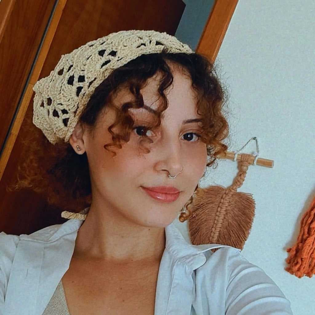 Bandana de Crochê – Lenço O Acessório MAIS Bombado do Verão! Tendência 2026 • Feita à Mão • Diversas Cores • Envio Imedi